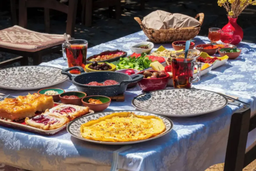 Her güne Bozcaada kahvaltısıyla başlayın